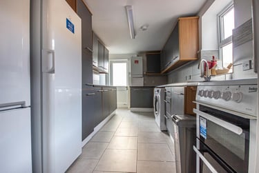 5 bed house, Claremont Road, Spital Tongues, Newcastle, NE24AN - Image 2